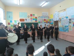 Презентација од ДМБУЦ “Илија Николовски – Луј” 48329444_2647578808801230_1991142637947584512_o (1)