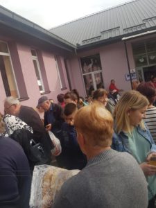 Велигденски базар 2019 58796943_2698775010138220_7270350940215967744_n
